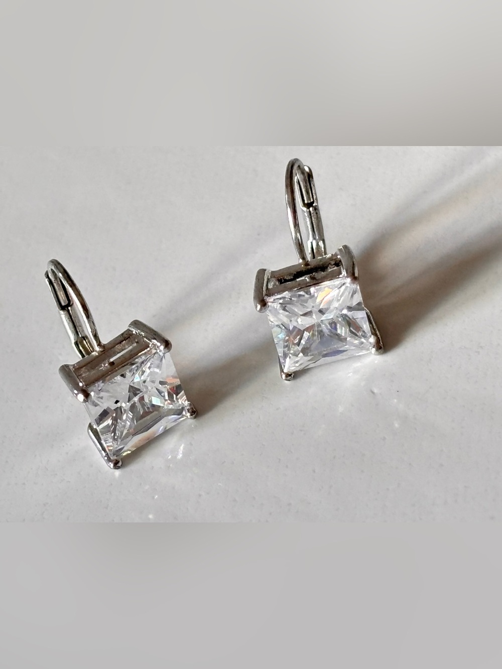 Château d’argent leverback 925 cz earrings